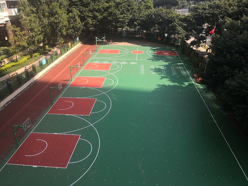 福田黃埔學(xué)校小學(xué)部硅PU籃球場